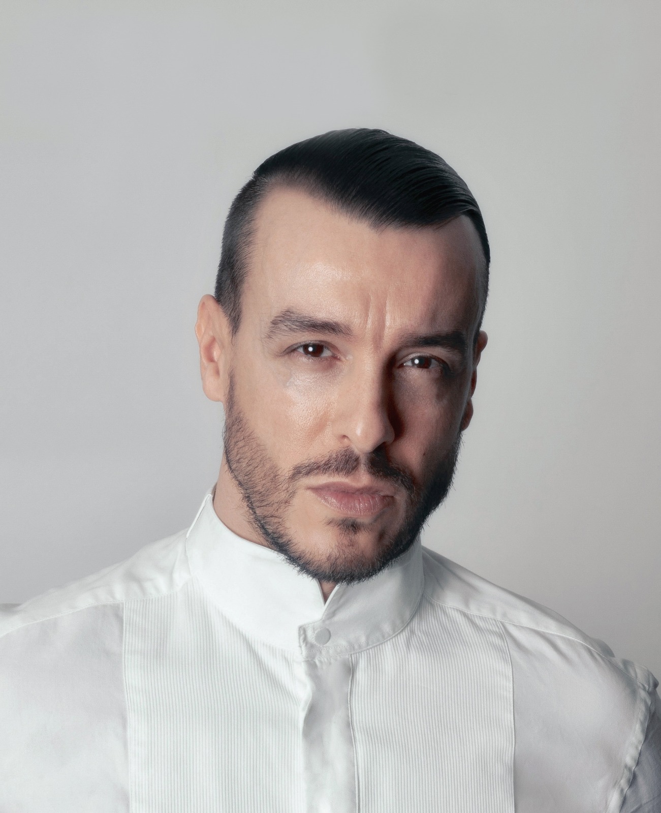 Cem Adrian Menajeri | 0532 797 68 91 | Telefon İletişim